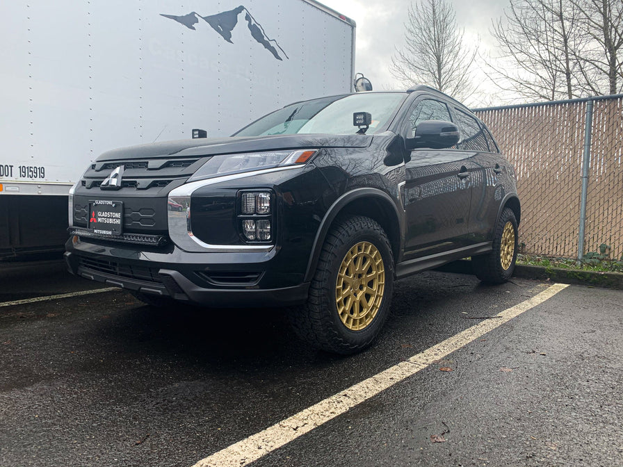 Lifted Mitsubishi Outlander
