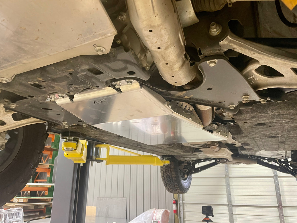 2020-2025 Subaru Outback XT & Subaru Wilderness Transmission Skid Plate