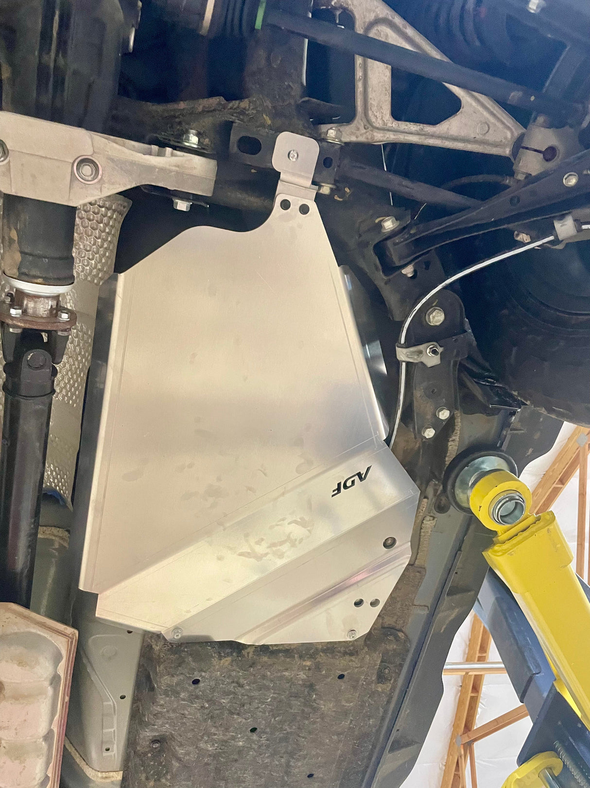 2020-2025 Subaru Outback XT & Subaru Wilderness Gas Tank Skid Plate
