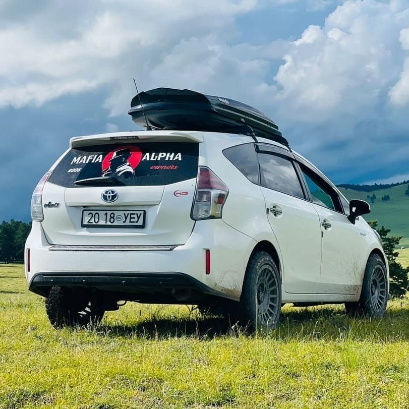 2012-2017 Toyota Prius V 1.5" Lift
