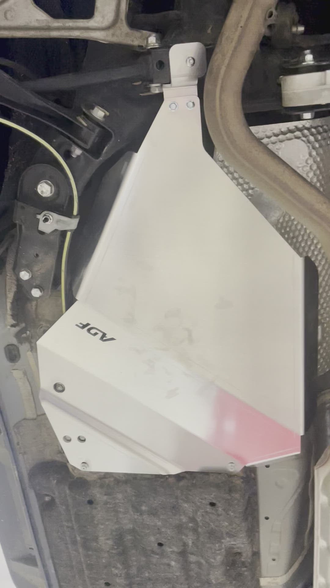 T-PLATE アドバンスドベース前後 2020-2025 Subaru Outback XT & Subaru Wilderness Gas Tank Skid