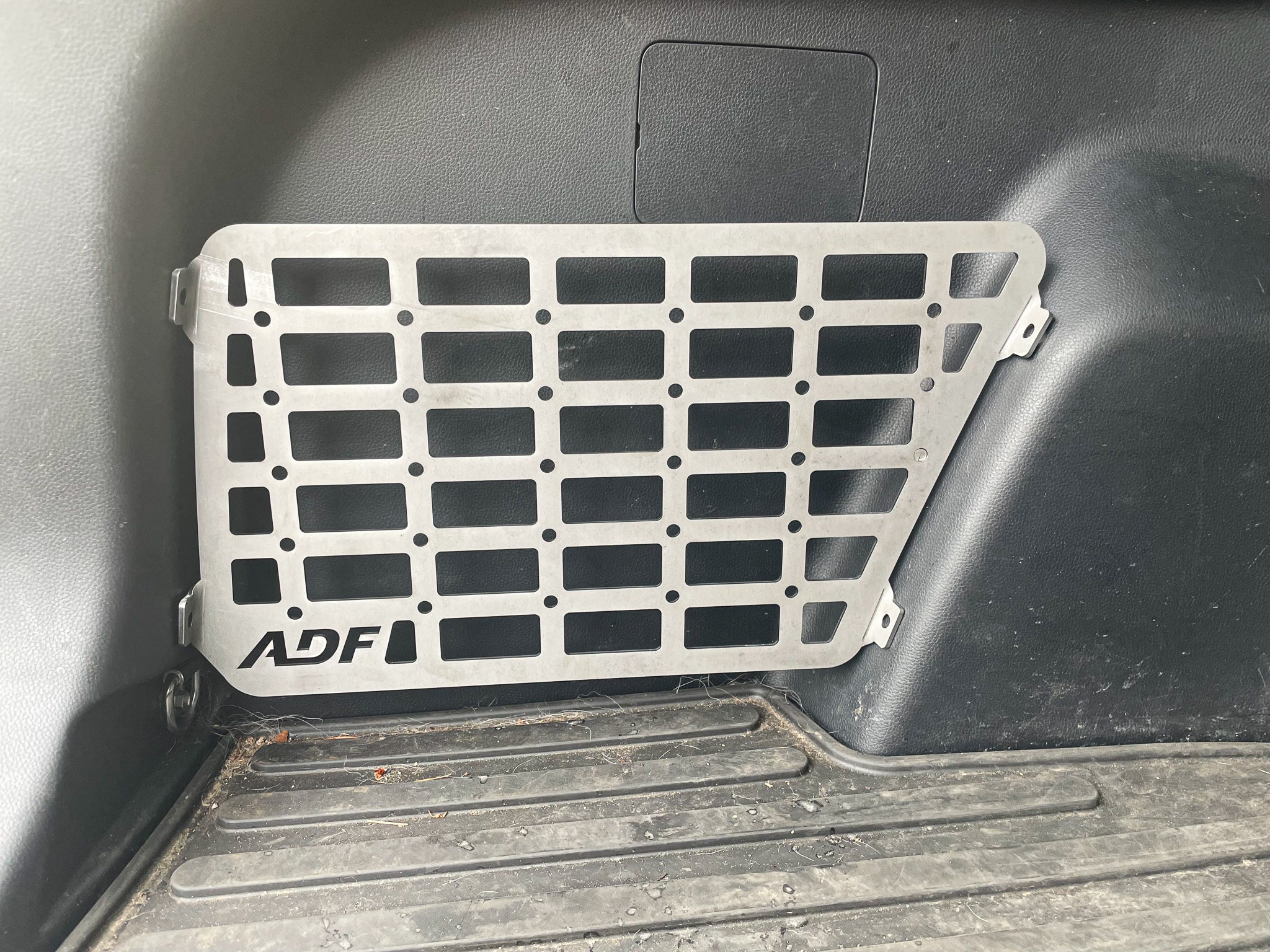 Fj cruiser best sale molle rack